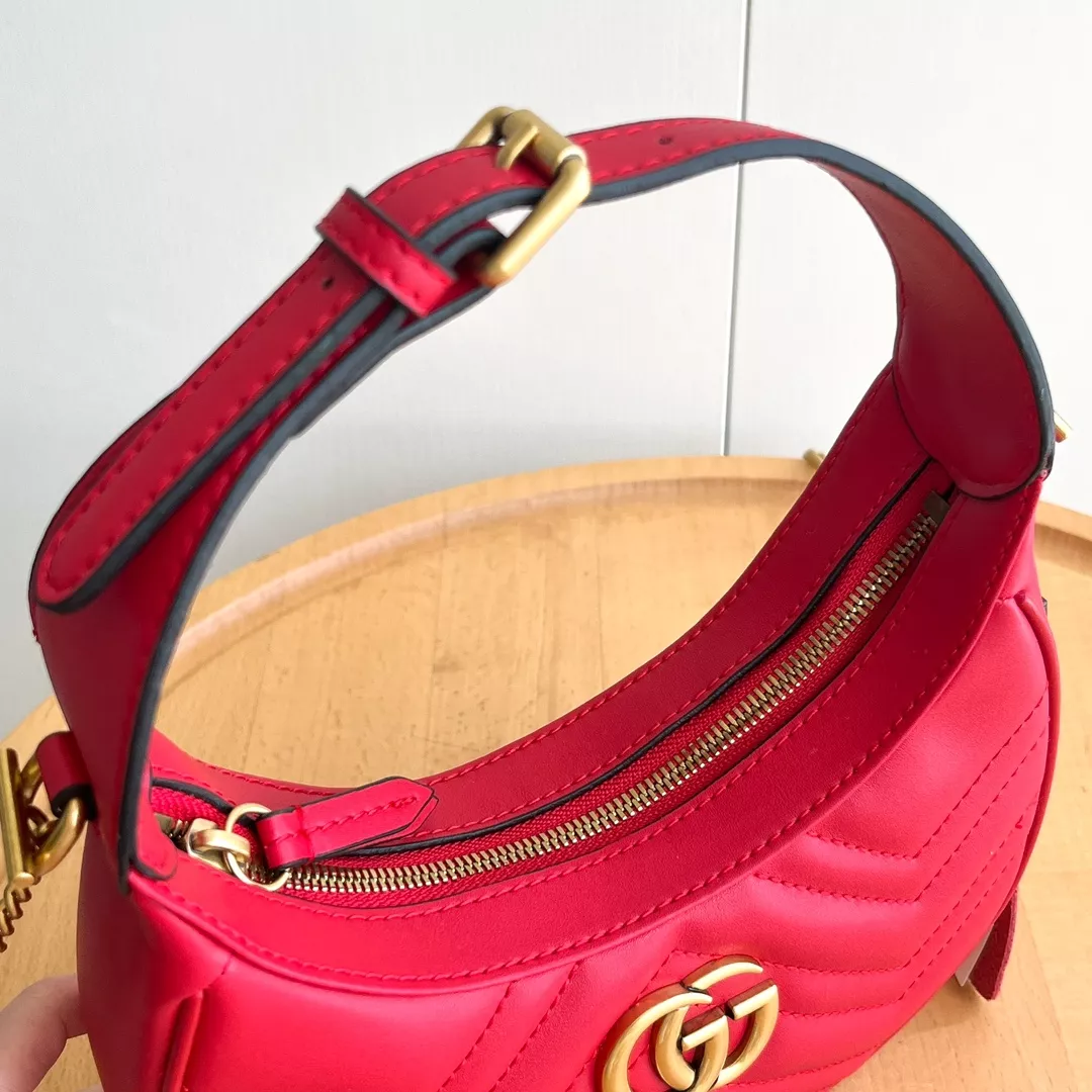 gucci aaa qualite sac a main  pour femme s_12712674